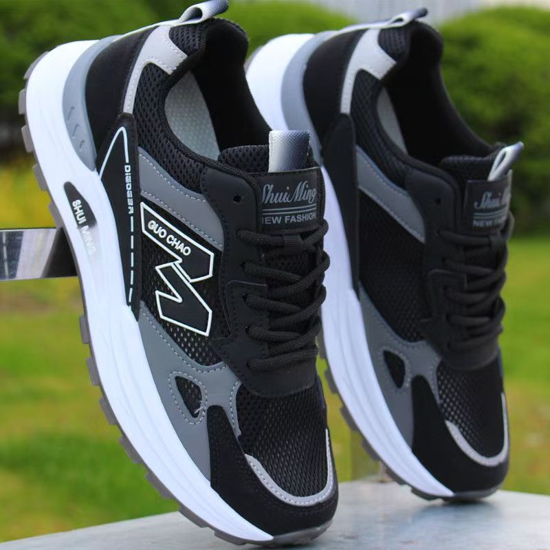 Verano nuevo estilo de una sola red hueca transpirable zapatos de papá estudiantes zapatos de suela suave todo fósforo hombres zapatos casuales antideslizantes y resistentes al desgaste