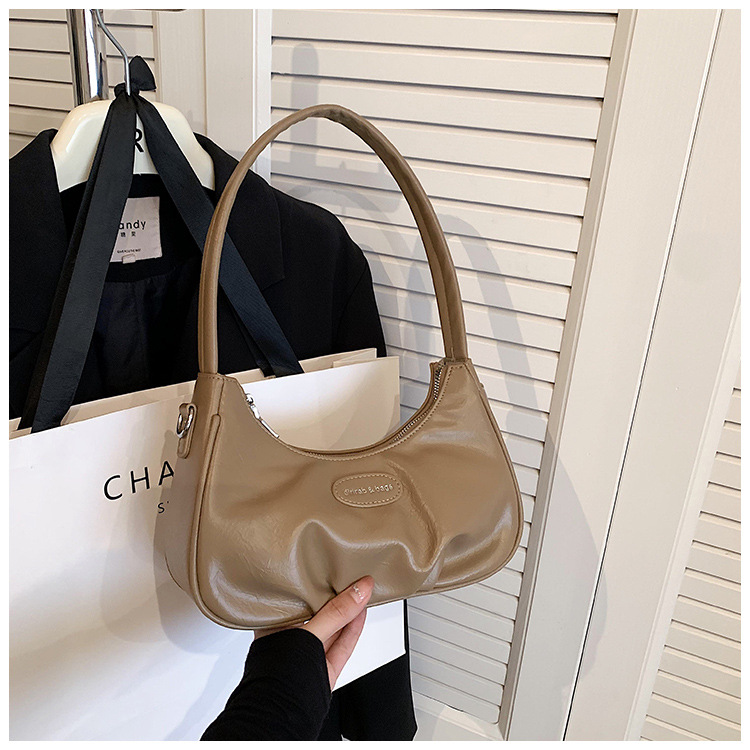 Bolsa de ombro e transversal plissada para mulher versátil_voghion.com