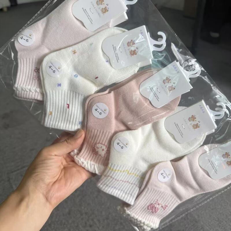 Cheap Children's Socks, Mid-Calf Length, All-Season Cartoon Designs, Spring, Autumn, and Winter Styles, in Stock for Quick Delivery, Suitable for Street Stalls and Cross-Border Trade