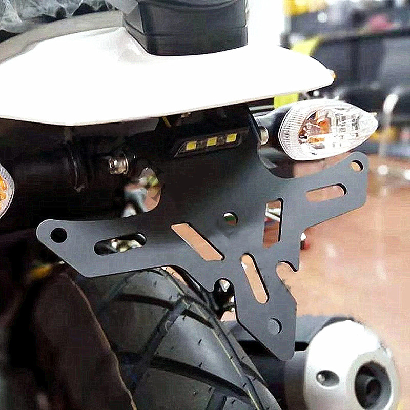 Applicable to motorcycle Yamaha XSR155 2019-2022 modified license plate frame rear license plate frame light plate bracket