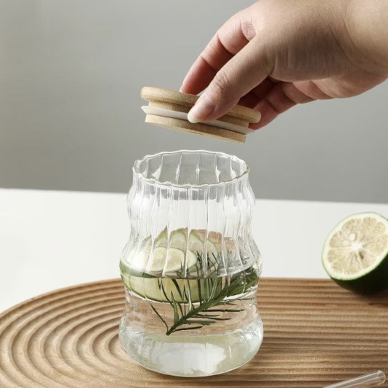 Taza de nube Taza de vidrio de café con pajita Taza de jugo de borosilicato Taza de rayas Taza de bebida fría regordeta Taza de té con leche