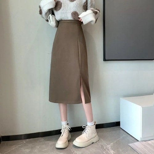 Slimming High-Waisted Black Bodycon Skirt with Slits, Mid-Length A-Line Skirt for Summer College Teacher Plus-Size Semi-Body Skirt