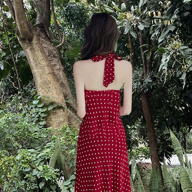 红色波点挂脖吊带连衣裙女夏多巴胺新疆旅游绝美海边度假沙滩长裙|undefined