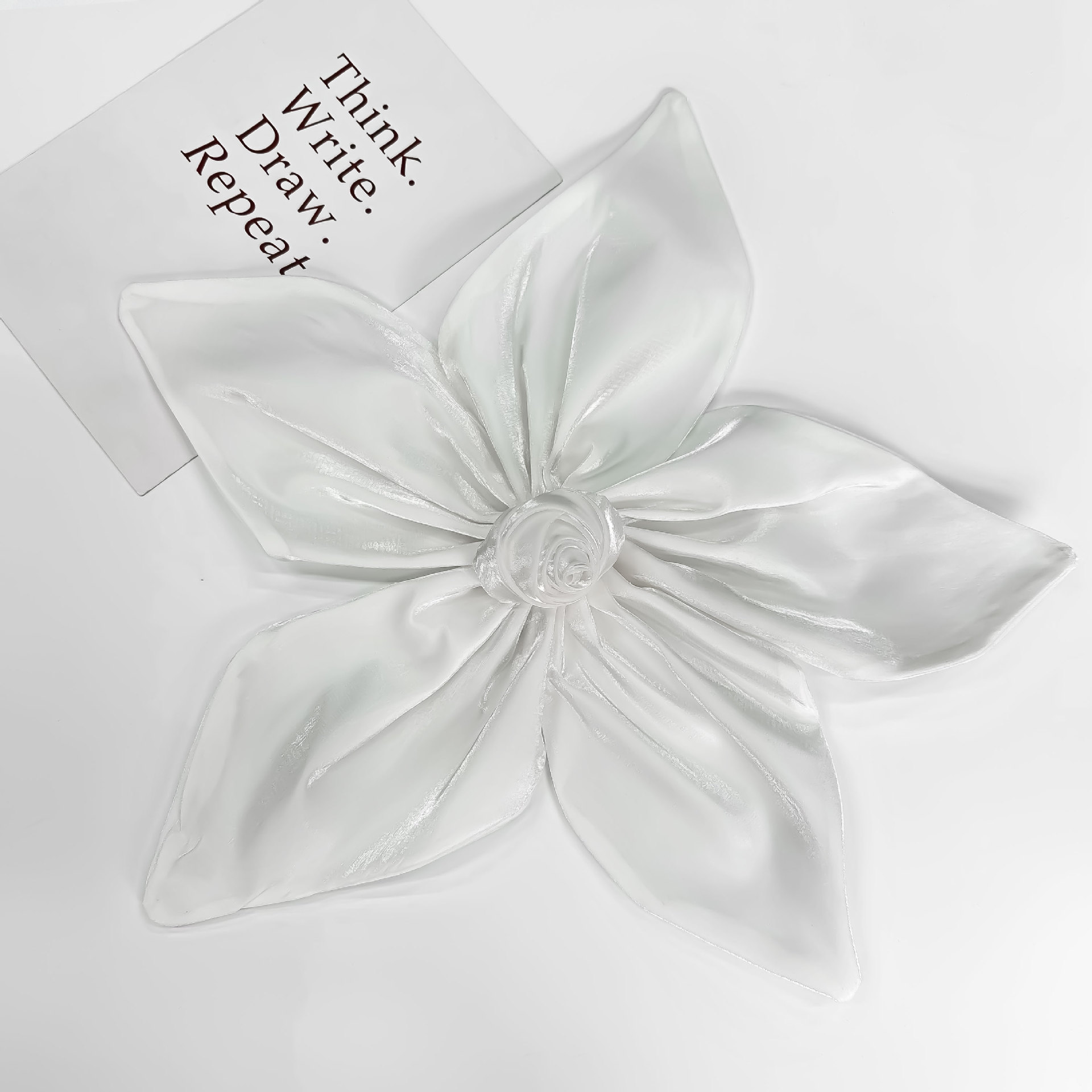 Nuevo diseño europeo y americano simple sensación de decoración de tela flor estereoscópica flor de pecho tela accesorios chaqueta corta cabina de manga image 7