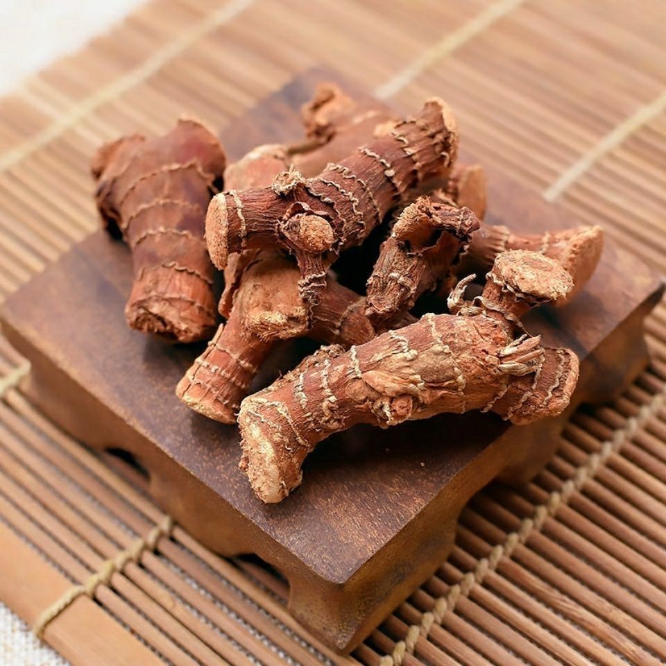 Dried Galangal Root Slices Liang Jiang 500g Aromatic Spice and TCM Herb for Cooking and Decoction quality and texture