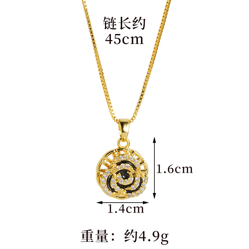 Collar de aleación de cobre de diamante de oro negro de arroz vietnamita estilo frío, la misma popularidad en línea no se desvanece durante mucho tiempo.