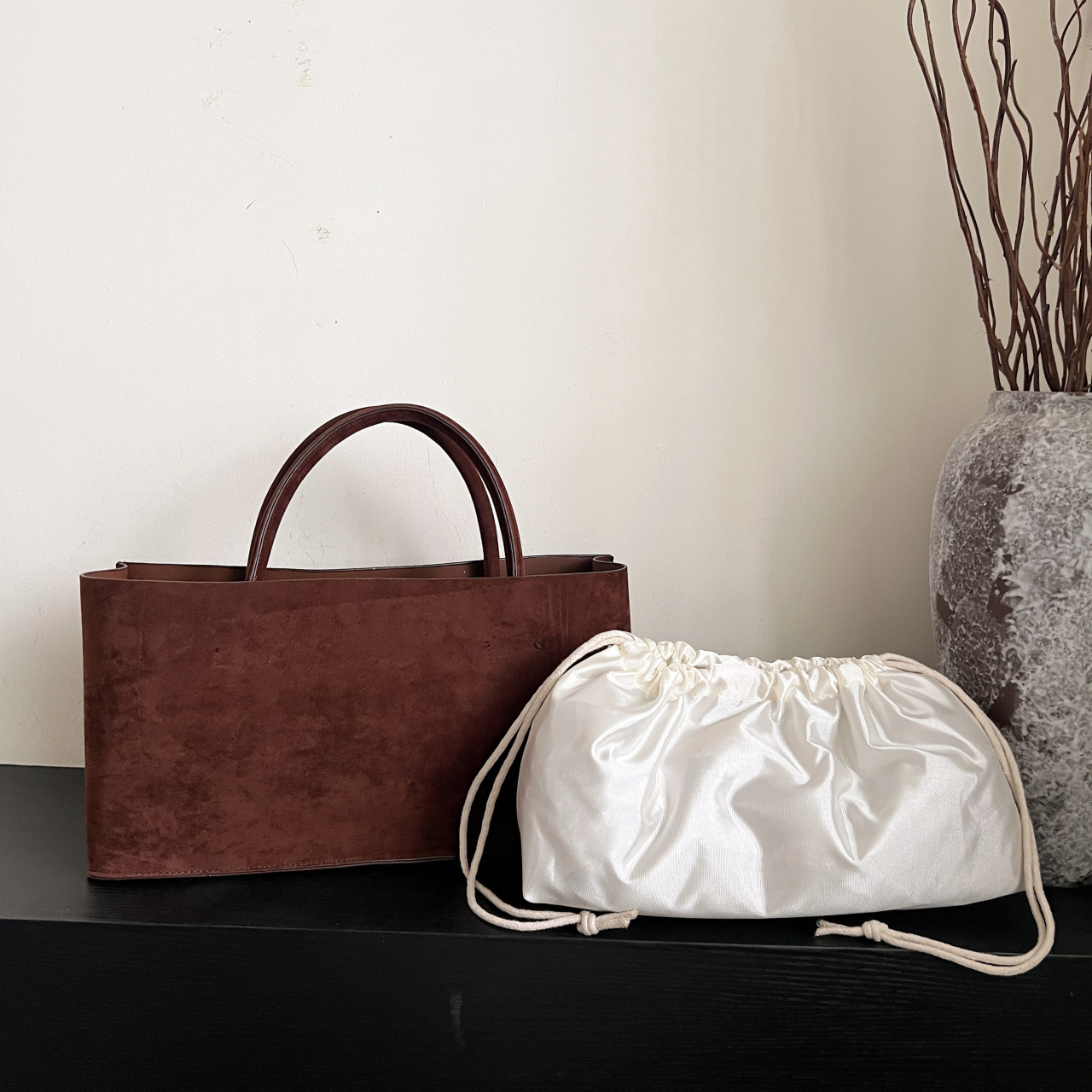 한국 틈새 레트로 프로스트 PU 토트 백 여성 가방 간단한 핸드백 통근 대용량 대외 무역 가방