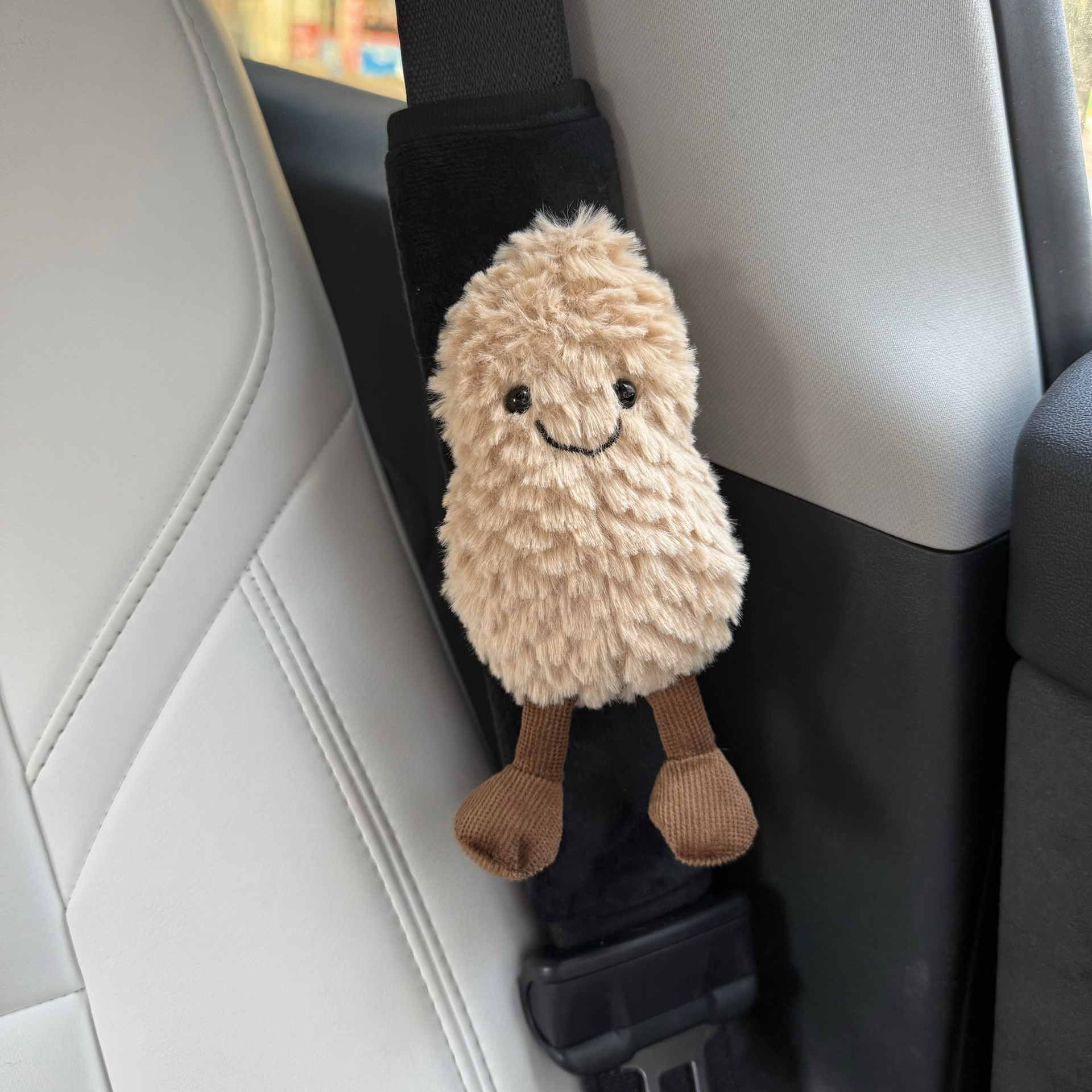 Car Seat Belt Shoulder Protector, Comfortable and Breathable, Long-Distance Anti-Strangle Protection Shoulder and Neck Safety Belt, Car Ginger Peanut