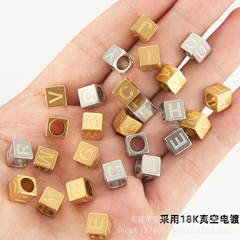 クロスボーダーホット販売正方形 26 英字ステンレス鋼ジュエリービーズ女の子 diy チタン鋼ネックレスペンダント