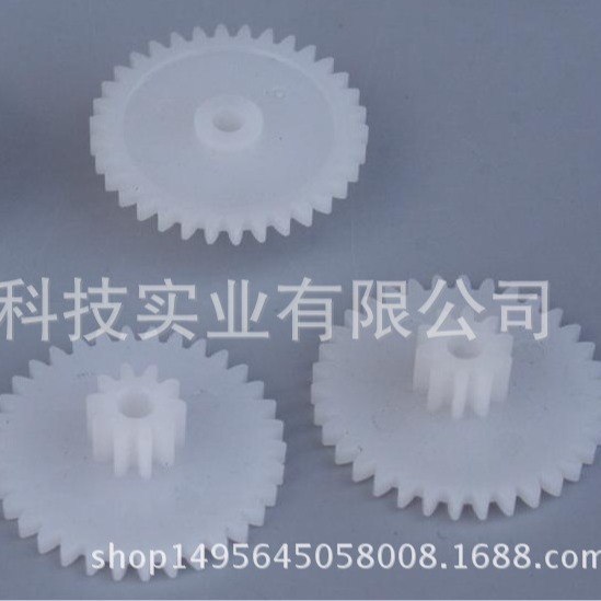 尼龙齿轮 尼龙轴套 高分子聚乙烯齿轮 耐磨异形件 链条导轨