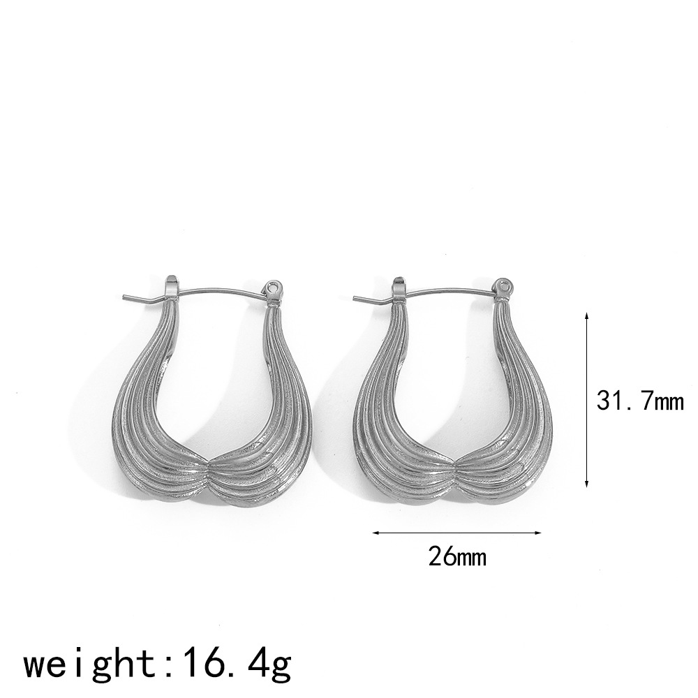 Europa y los Estados Unidos red viento amor pendientes de orejas de moda femenina alta sensación exagerada corazón de melocotón pendientes de acero inoxidable transfronterizos