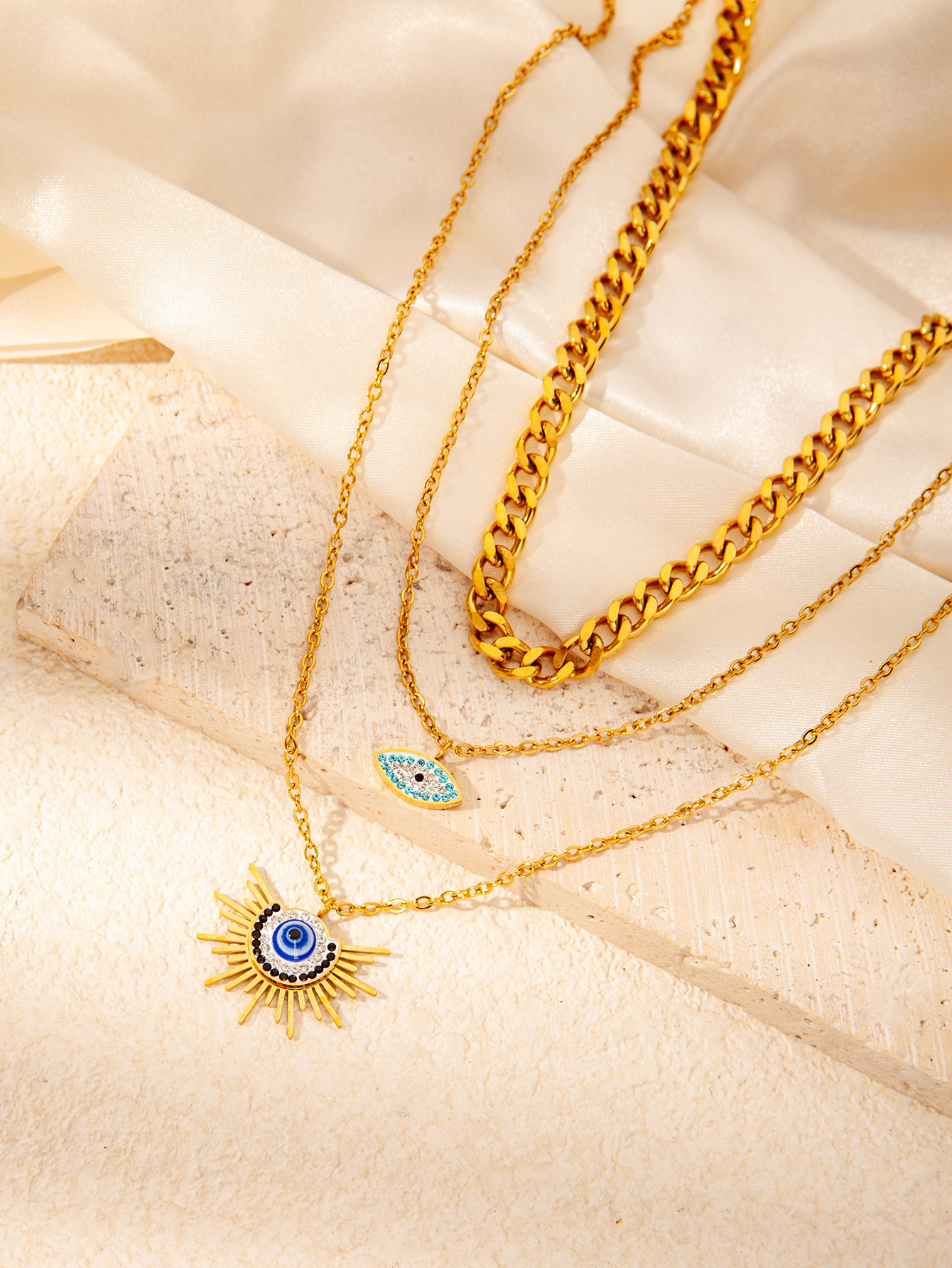 13g Weight 0.03µm Gold Plating Thickness Electroplated Gold Plating Process 18K Real Gold Plated Plating Material 201 Stainless Steel Pendant Material Zircon Inlay Material Layered Necklaces, Necklace Classification 201 Stainless Steel Chain Material cable chain Chain Type 1 Set Quantity Holiday, Daily Occasion 201 Stainless Steel Material Star Pattern Women's Gender Simple Style Style Plating Craft Wholesale Jewelry Simple Style Star Titanium Steel Plating Layered Necklaces Cable Chain 无