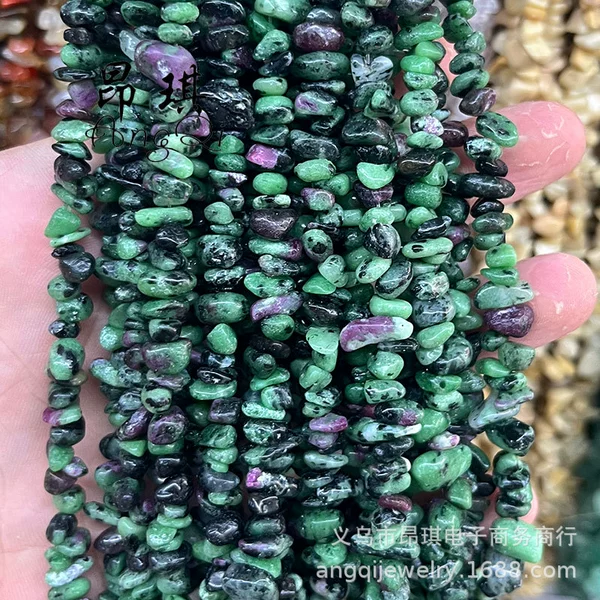 Natural red and green treasure