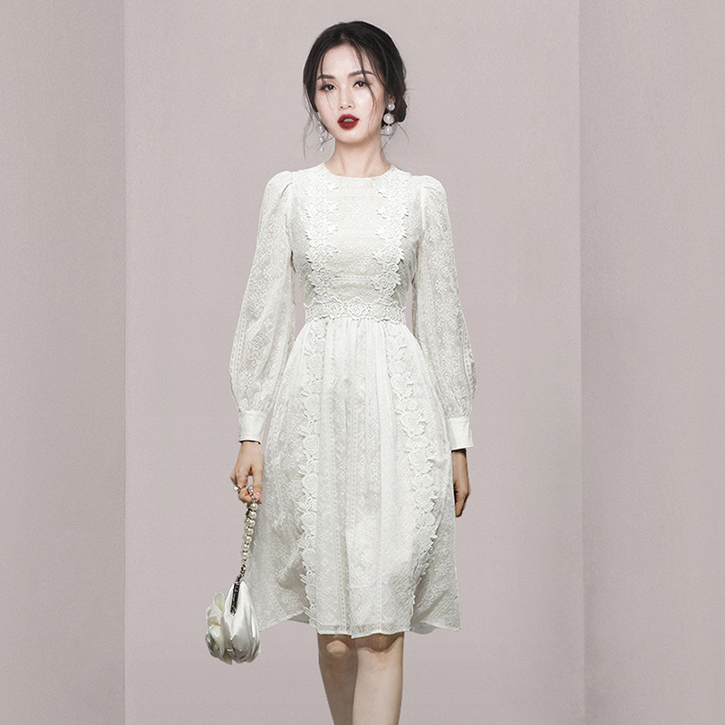 Summer retro fitted elegant brace with a round collar