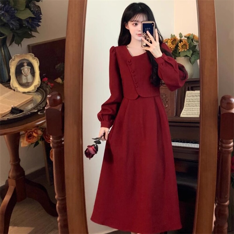 大码法式复古赫本风红色连衣裙女秋冬微胖mm收腰显瘦敬酒礼服长裙|undefined