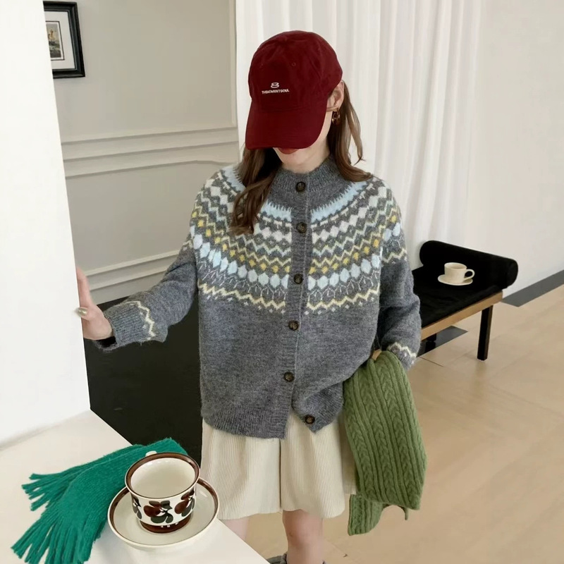 Fair Isle Jacquard Sweater Coat for Women 2026 New Autumn/Winter Vintage Puyuan Knit Cardigan Loose Top Fair Isle Jacquard Sweater Coat for Women 2026 New Autumn/Winter Vintage Puyuan Knit Cardigan Loose Top