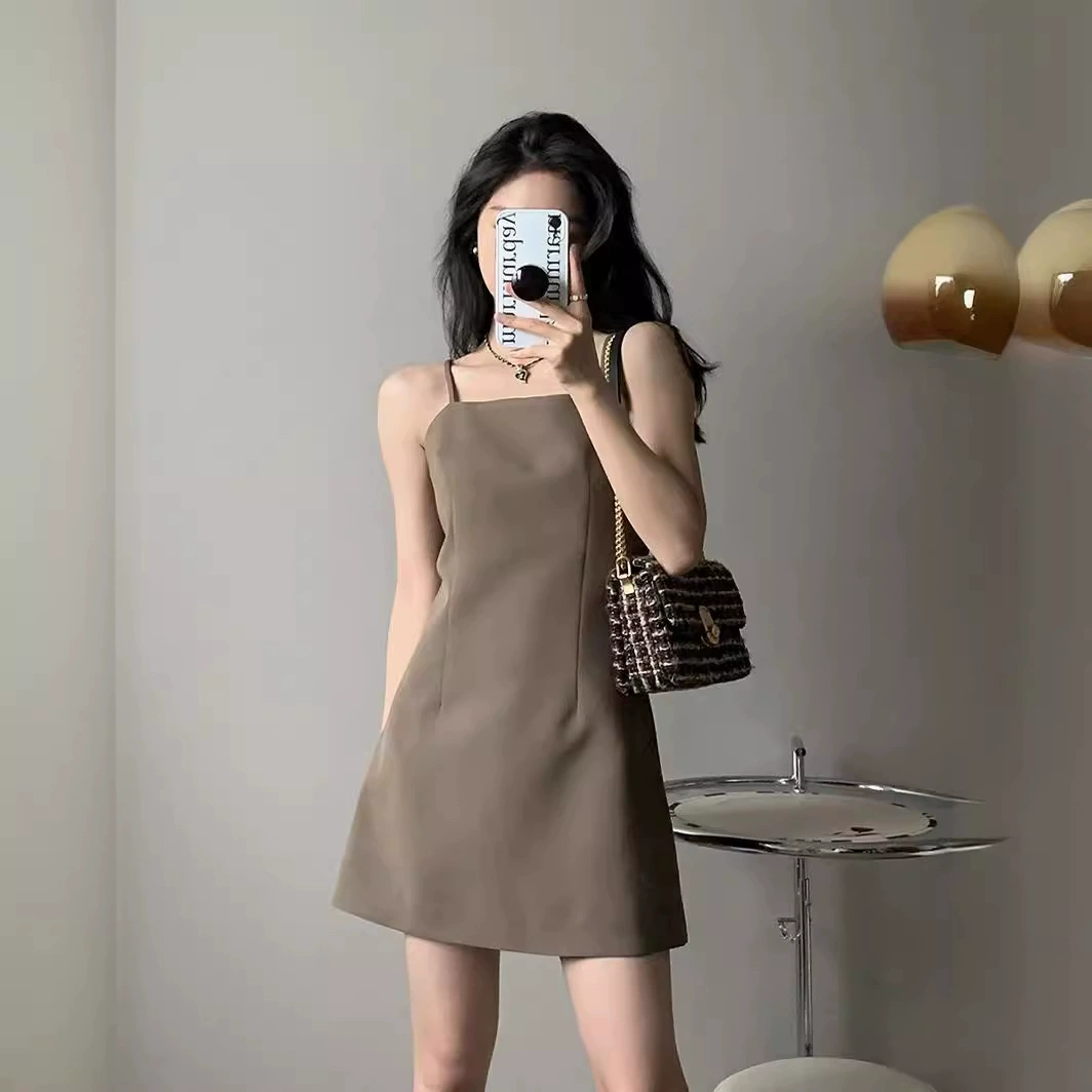 Модная модная юбка на подтяжках 2024, летнее Новое Элегантное универсальное женское платье без рукавов, уменьшающее возраст, с сексуальным слингом