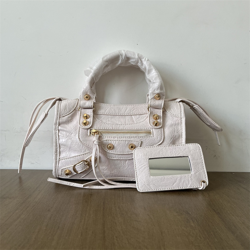 Rebites Dourados - Tamanho Mini - Branco Creme - Prontos para Envio Imediato
