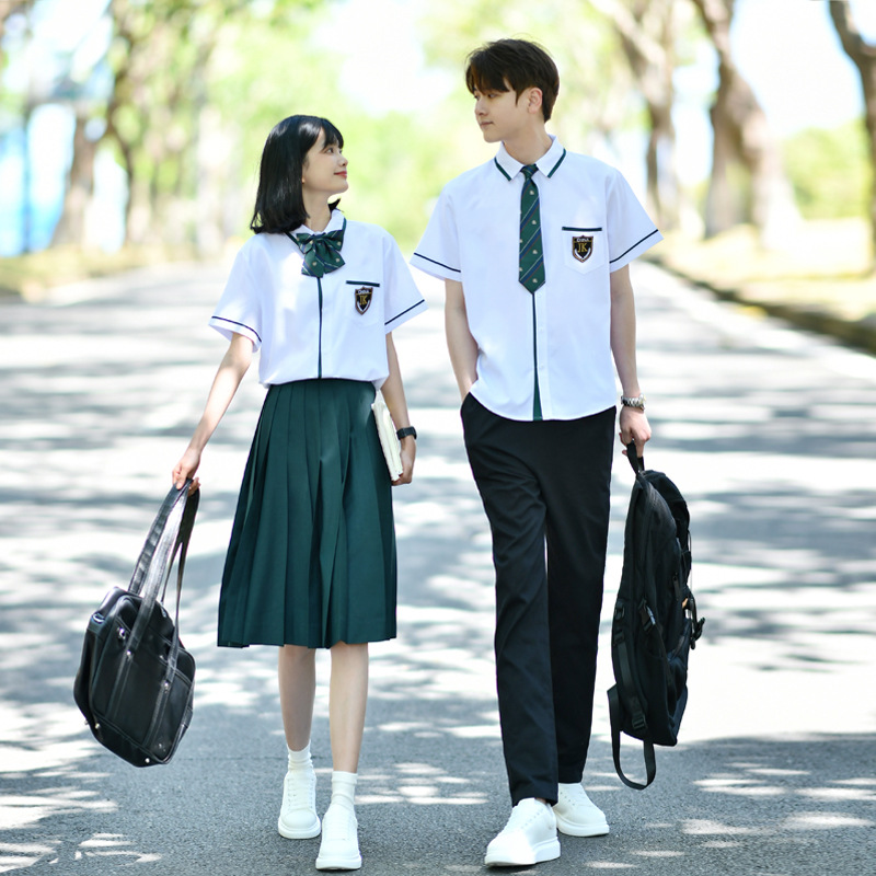 2024 년 도착 리얼 샷 연인 의상 코러스 의상 졸업 세트 대학 스타일 학생들의 세대