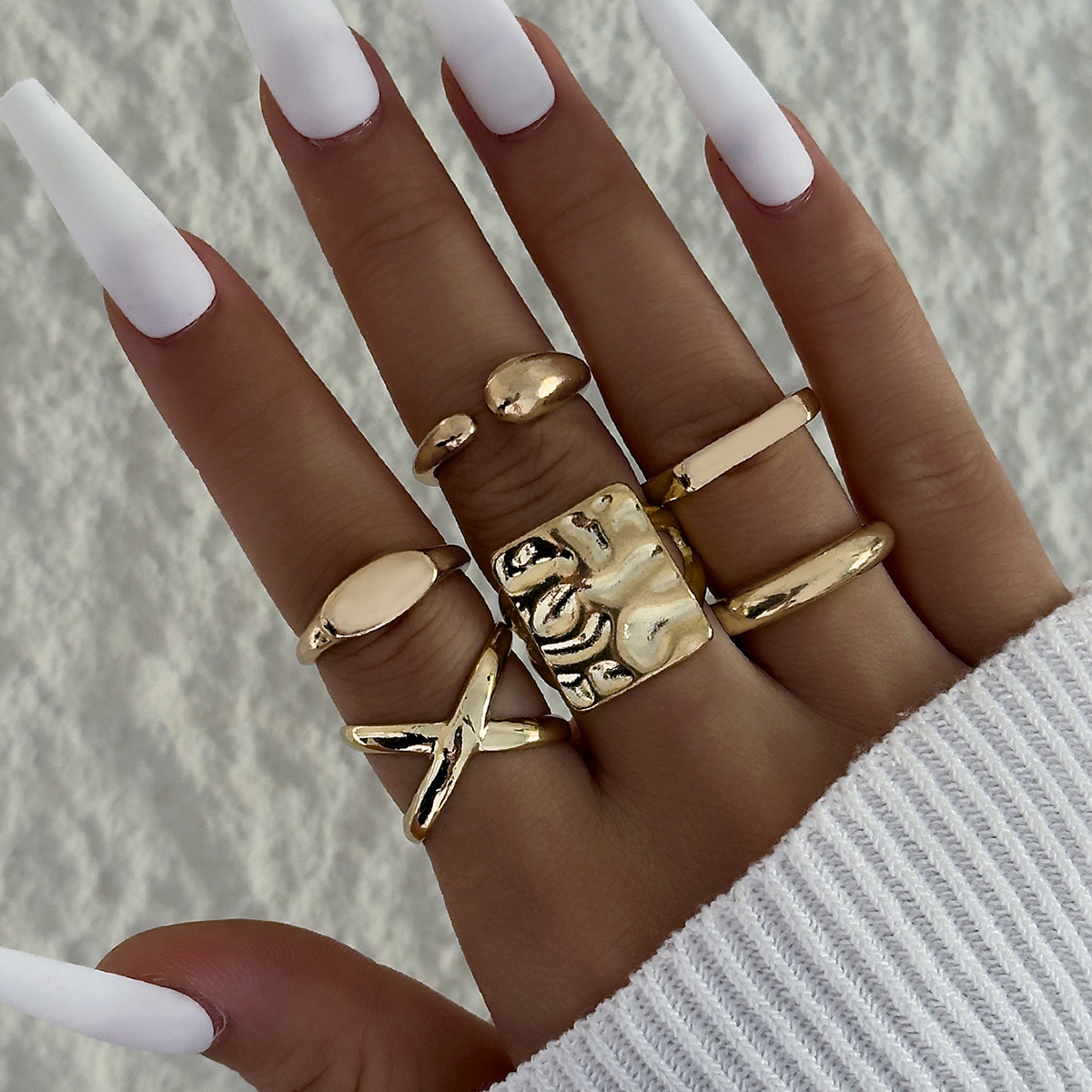 Stackable Plain Band And Tiny Cubic Zirconia Ring Set In Minimalist European Style. Perfect For Work, Daily And Casual Wear. Hypoallergenic And Tarnis_voghion.com
