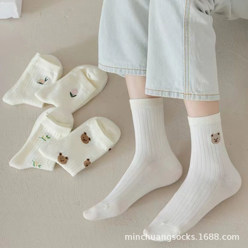 Гольфы (knee socks) в японском стиле, белые, с вышивкой медвежат, демисезонный универсальный размер