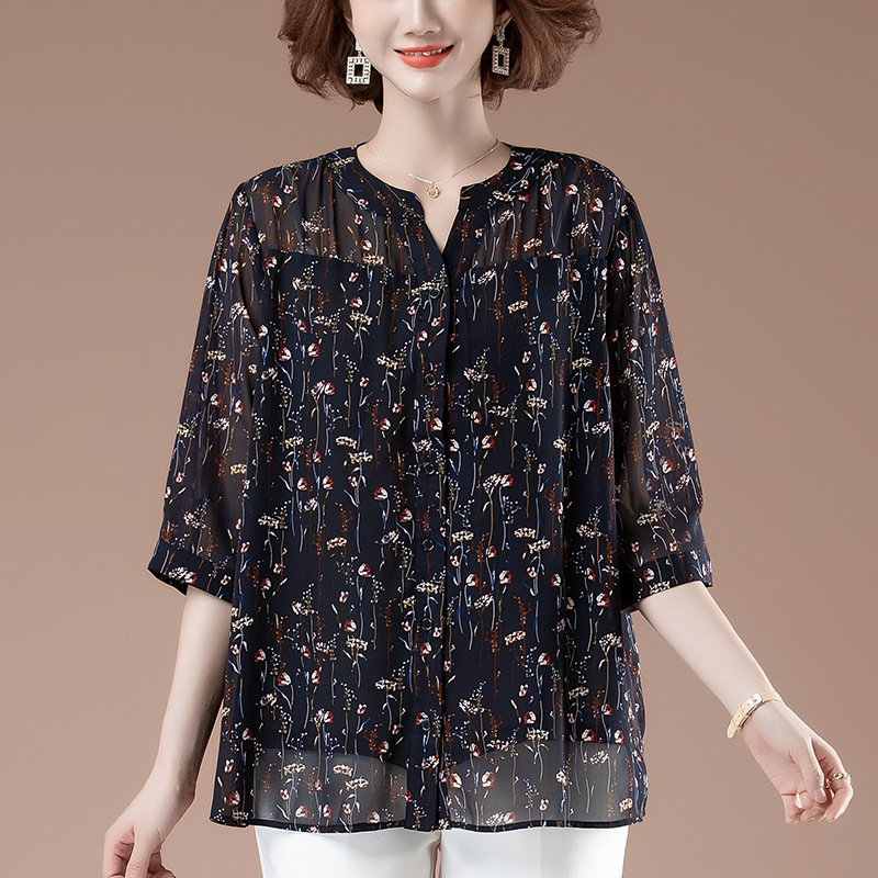 太って大きいサイズの婦人服のシフォンのシャツの女性の夏の半袖のゆったりしている中年のお母さんの年齢を減らして明らかにやせている花の小さいシャツの9563|undefined