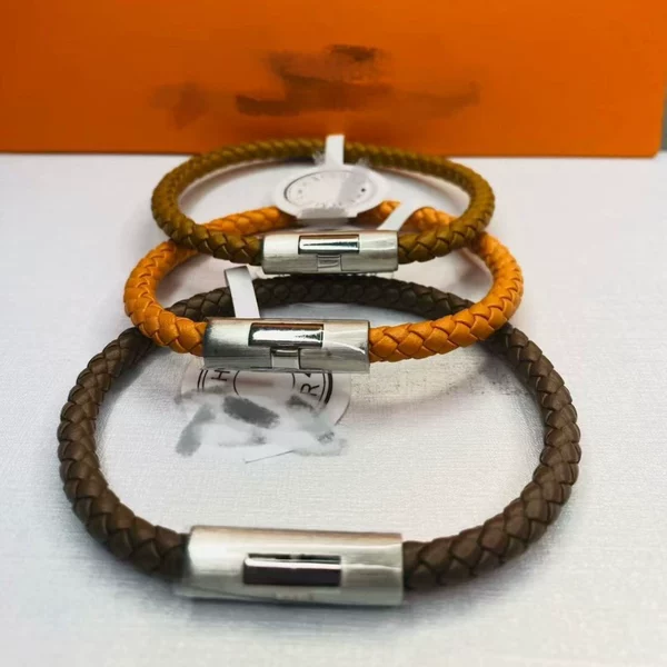 Cross-Border Hot-Selling H Brand New Fashion Accessories, Stylish and Simple Stainless Steel Buckle, Leather Woven Wave Pattern, High Quality