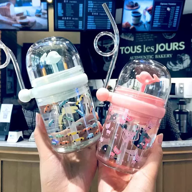 Детская чашка с изображением кита, чашка для распыления воды для учащихся начальной школы и малышей, милая чашка-фонтан, женская соломенная чашка для детского сада, предотвращающая падение