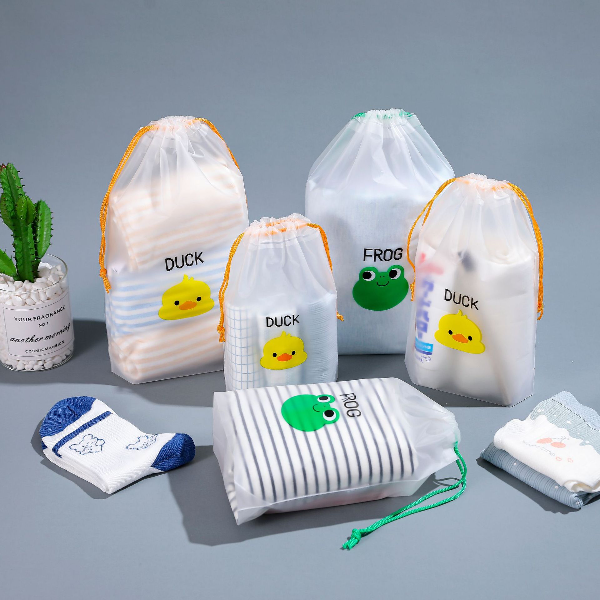 Bolsa de cordón calcetines bolsa de almacenamiento de ropa interior bolsa de cordón PE impermeable leche té embalaje transparente esmerilado bolsa de embalaje de tamaño pequeño