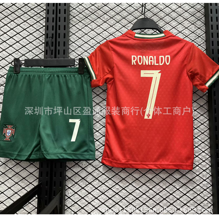 2526 ポルトガル代表 ホーム＆アウェイ サッカーユニフォーム 7番サッカーユニフォームセット 輸出入専用、豊富な在庫|undefined