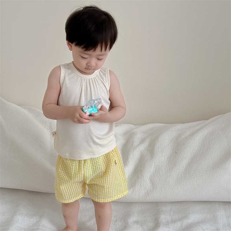 Chaleco para niños, pantalones cortos a cuadros, ropa fina de verano para bebés, 2025 nueva ropa para niños coreanos, ropa de verano para niños