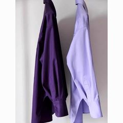 紫のシャツの女性の高級感の春の服の新型はカジュアルな上着を重ねて着ます。