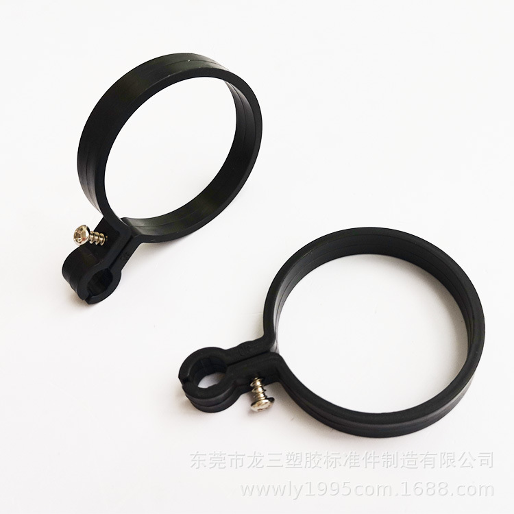 龙三厂家供应40MM管径固定夹塑料管夹 八字扣管夹黑色