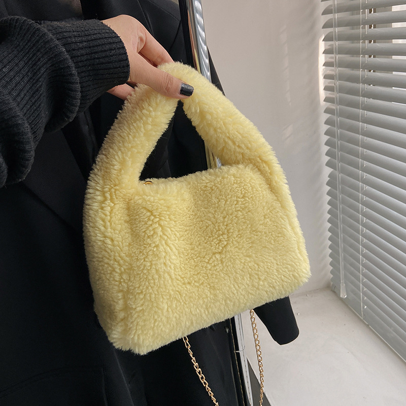 Pluche niche-ontwerp Dameskleurige crossbody Nieuwe herfst- en winterhandtas 2023 Chain pluchen tas_voghion.com