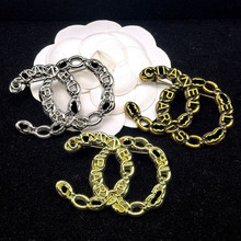 Double Letter Chanel Style Brooch Chain Vintage Accessories Wholesale Fashion Accessories Alloy Material Clothing Collar Pin Bag