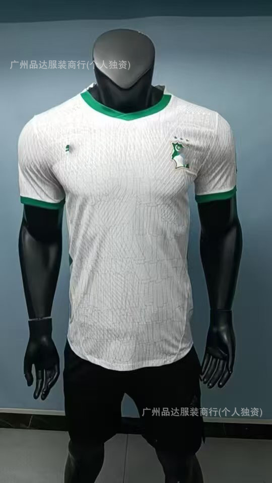 Camiseta de Uniforme de Fútbol Temporada 2526, Versión Jugador del Real Madrid, Edición Especial Selección Nacional, Versión Aficionado, La Liga