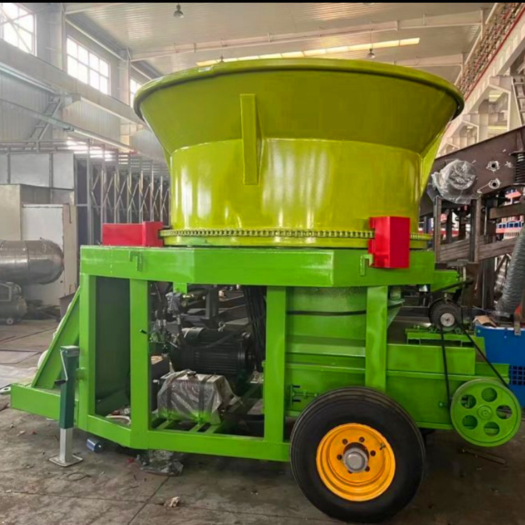 两米口径圆盘粉碎机 移动式锤片旋切碎草机 牛羊场干鲜秸秆铡段机