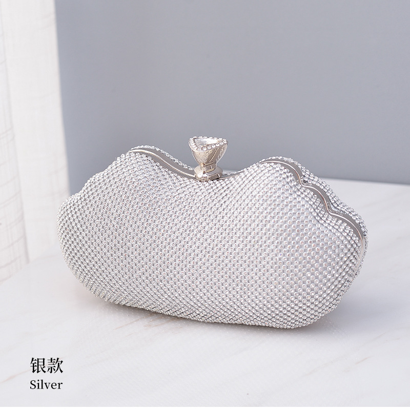 Bolso de noche de fiesta transfronteriza bolso de vestido de decoración de diamantes bolso de hombro de cadena de embrague retro europeo y americano banquete bolso de mujer al por mayor