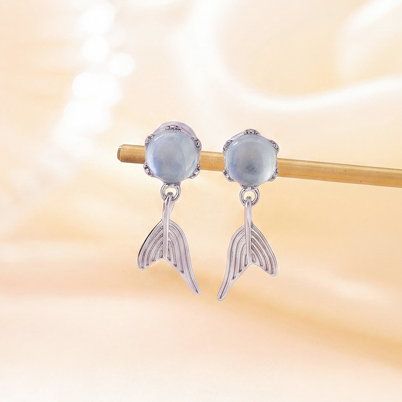 Khuyên tai bạc S925 đính đá aquamarine hình đuôi cá xanh dương phong cách tối giản — Một đôi