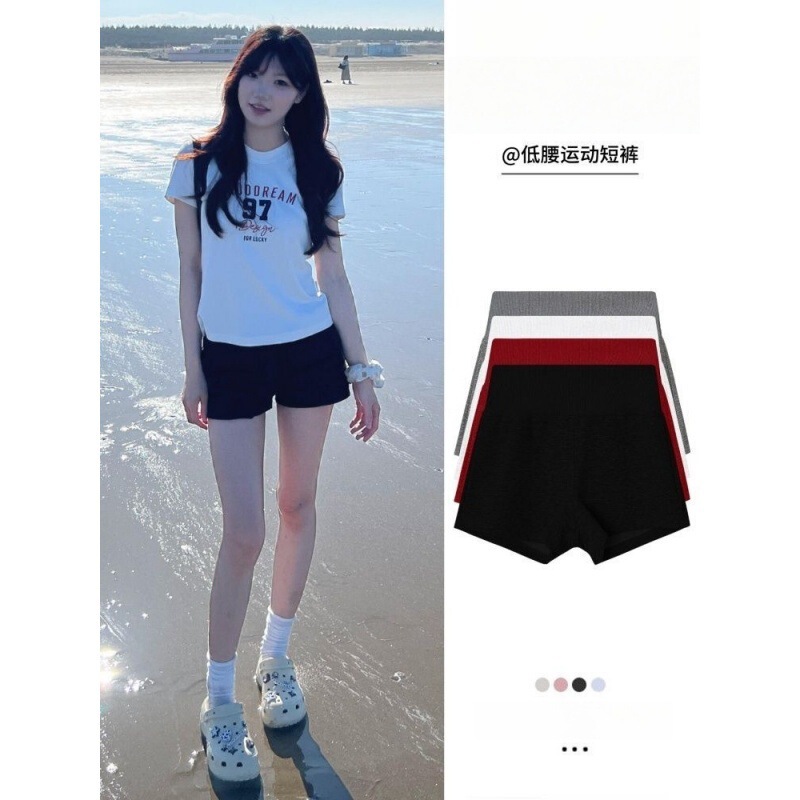 Black Low-Waist Sports Shorts for Women, New Summer Style, Slim Fit, Casual Style, Slimming, Hip-Hugging, American-Style Hot Pants