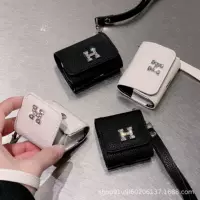 Чехол для AirPods фактурная кожаная крышка с логотипом H и браслетом, противоударный, для AirPods 1/2/3/4/Pro/Pro2
