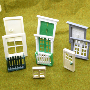 Little Bricklayer Toy Building Model Accessories Materials DIY Small House Doors and Windows Can Be Opened and Closed Fence Assembly