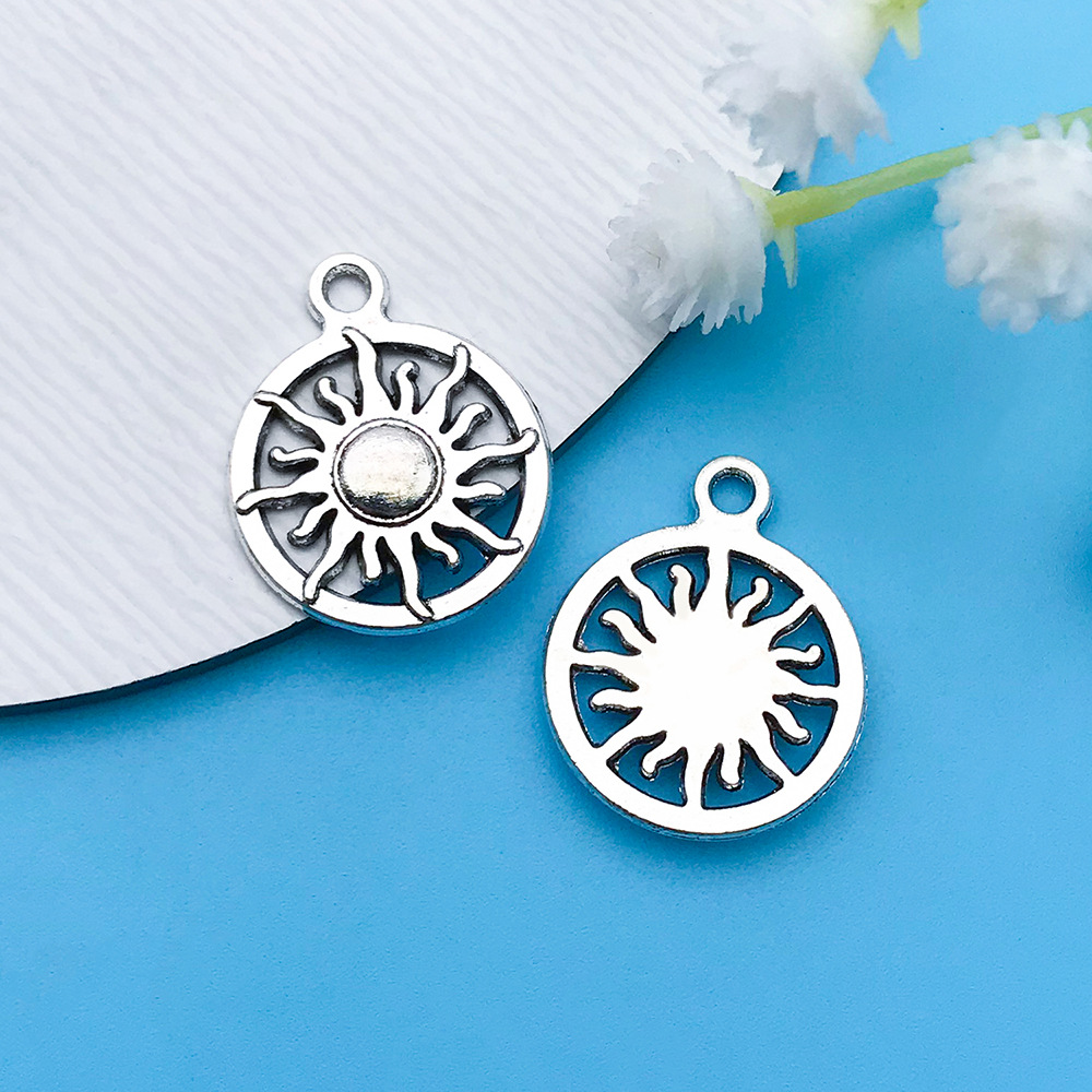 1 고대 실버 작은 태양 16x19mm-8230-1.4g
