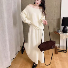 时尚温柔风一字肩针织套装女气质露肩套头毛衣搭宽松半身裙两件套