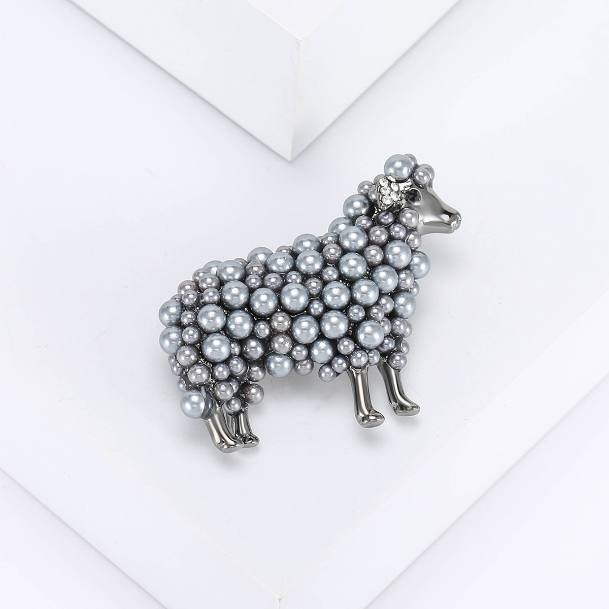 Pearl, Zircon Inlay Material Cute Pin Sheep Alloy Inlay Pearl Zircon Women's Brooches