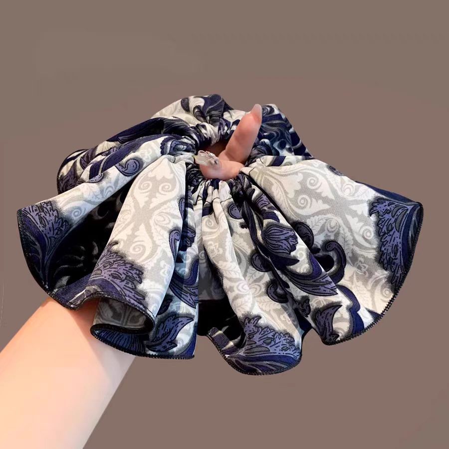 High-End Totem Print Scrunchie 2025 New Exquisite Ponytail Tie Fashionable Flower Hair Accessory_voghion.com