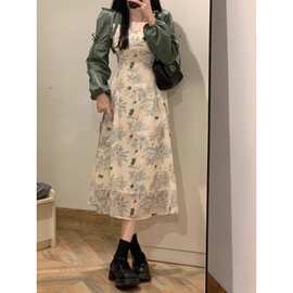 设计感法式绿色碎花长袖连衣裙女春秋2024新款小个子早初秋季长裙