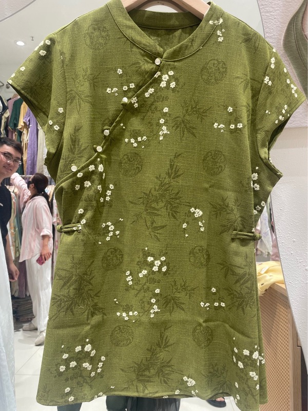 新しい中国風のナショナルスタイルのボタンダウンシャツサマーグリーンレトロ唐装ジャカードスタンドカラー半袖トップ女性用|undefined