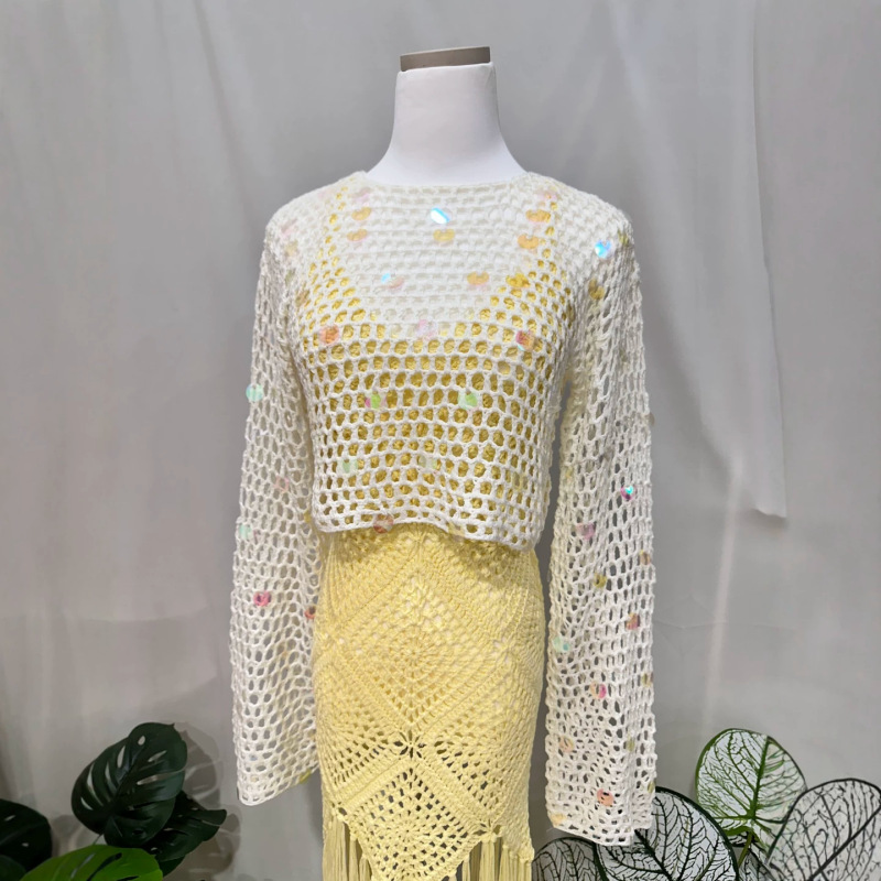 Spring and Summer New Design Hollow-Out Mesh Crochet Sequin Knitwear, Stylish and Versatile Long-Sleeved Top