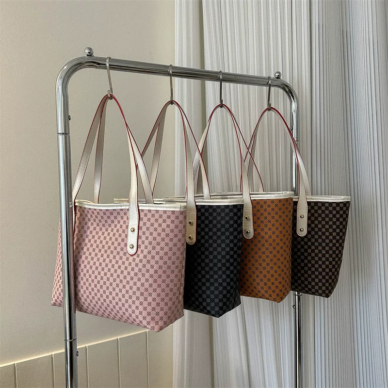Capacious one-shoulder bag with diamond pattern, brand handheld shoulder bag, Korean style